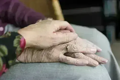 Senior-Citizen-Movers--in-Surprise-Arizona-senior-citizen-movers-surprise-arizona.jpg-image